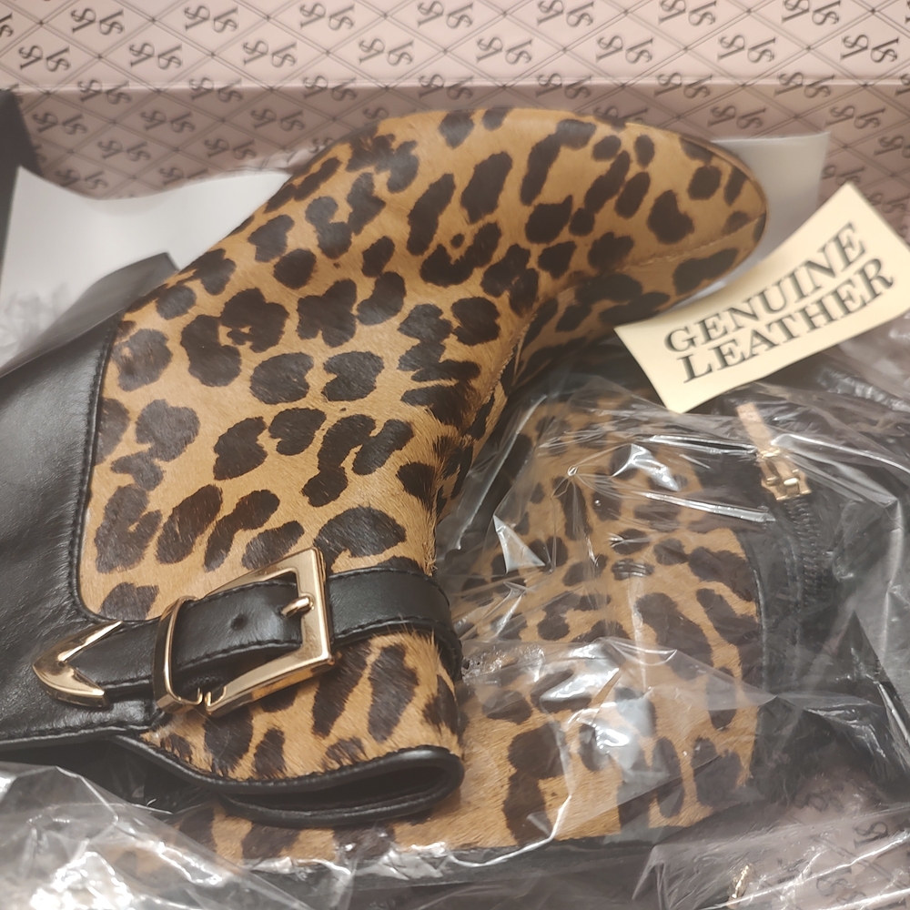 Victoria's Secret Leopard Print Ankle Boots